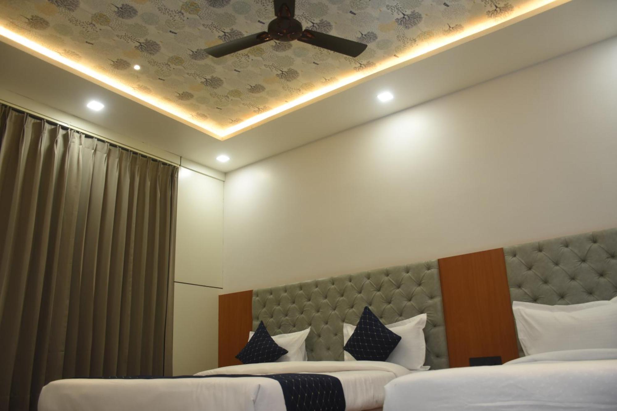 Hotel Pride Of Chittor Chittorgarh Exterior photo